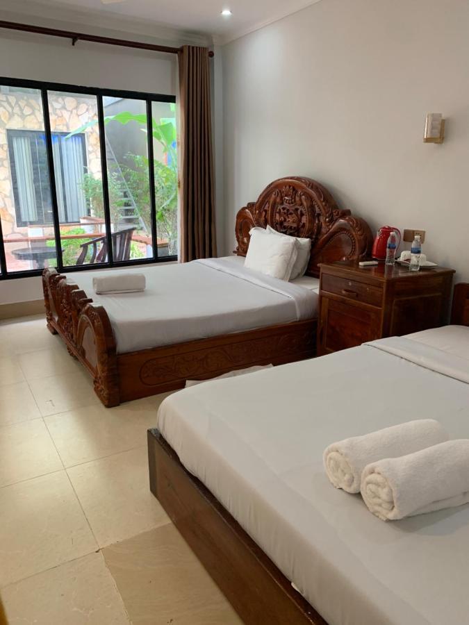 Golden River Resort Сиханоуквил Екстериор снимка