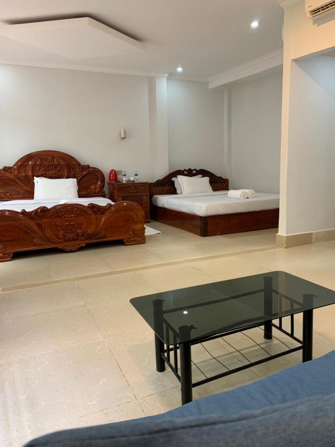 Golden River Resort Сиханоуквил Екстериор снимка