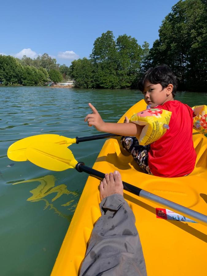 Golden River Resort Сиханоуквил Екстериор снимка