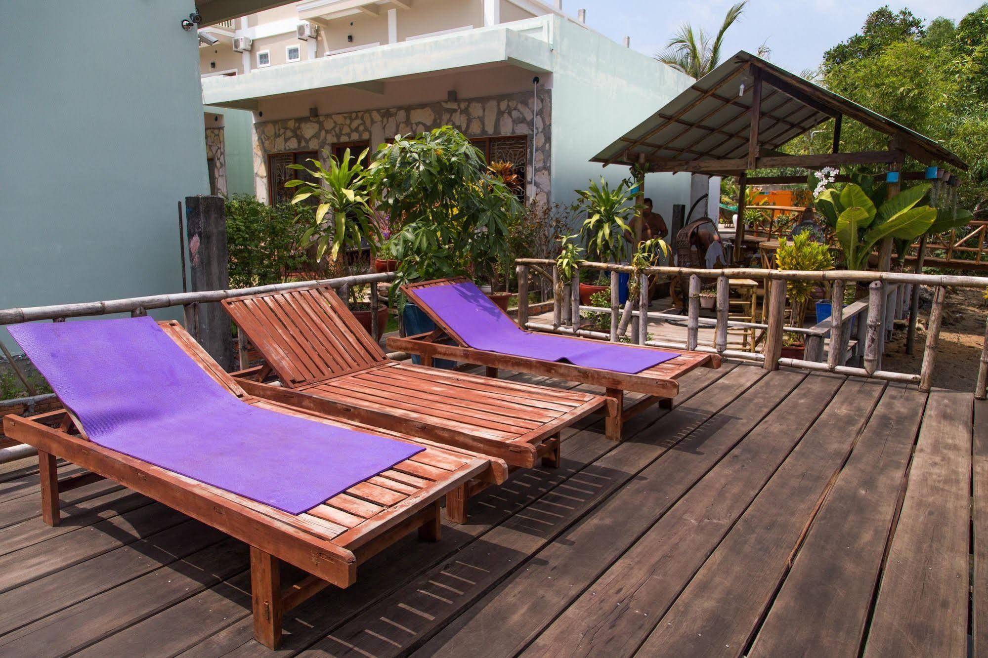 Golden River Resort Сиханоуквил Екстериор снимка